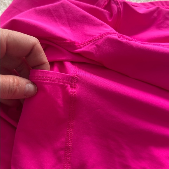 Lilly Pulitzer Luxletic Hot Pink Skort, XS - Picture 4 of 5